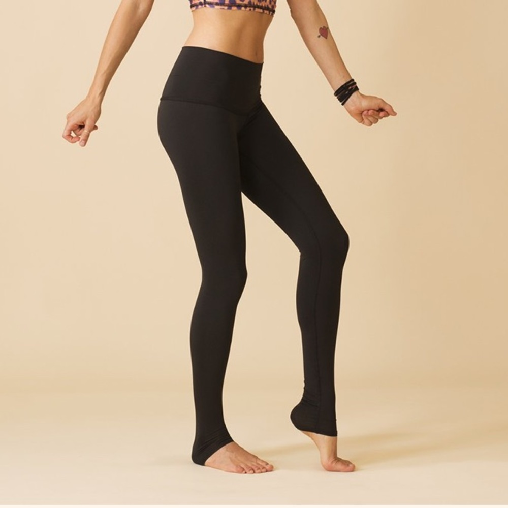 Teeki solid black hot yoga pants